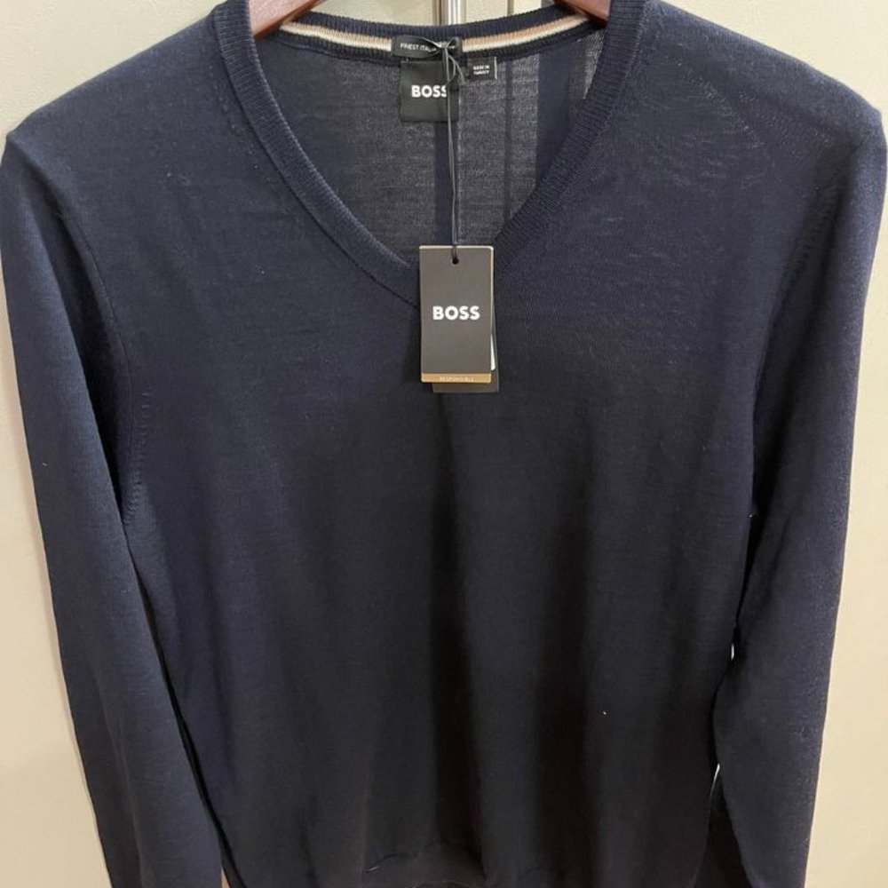 boss sweater